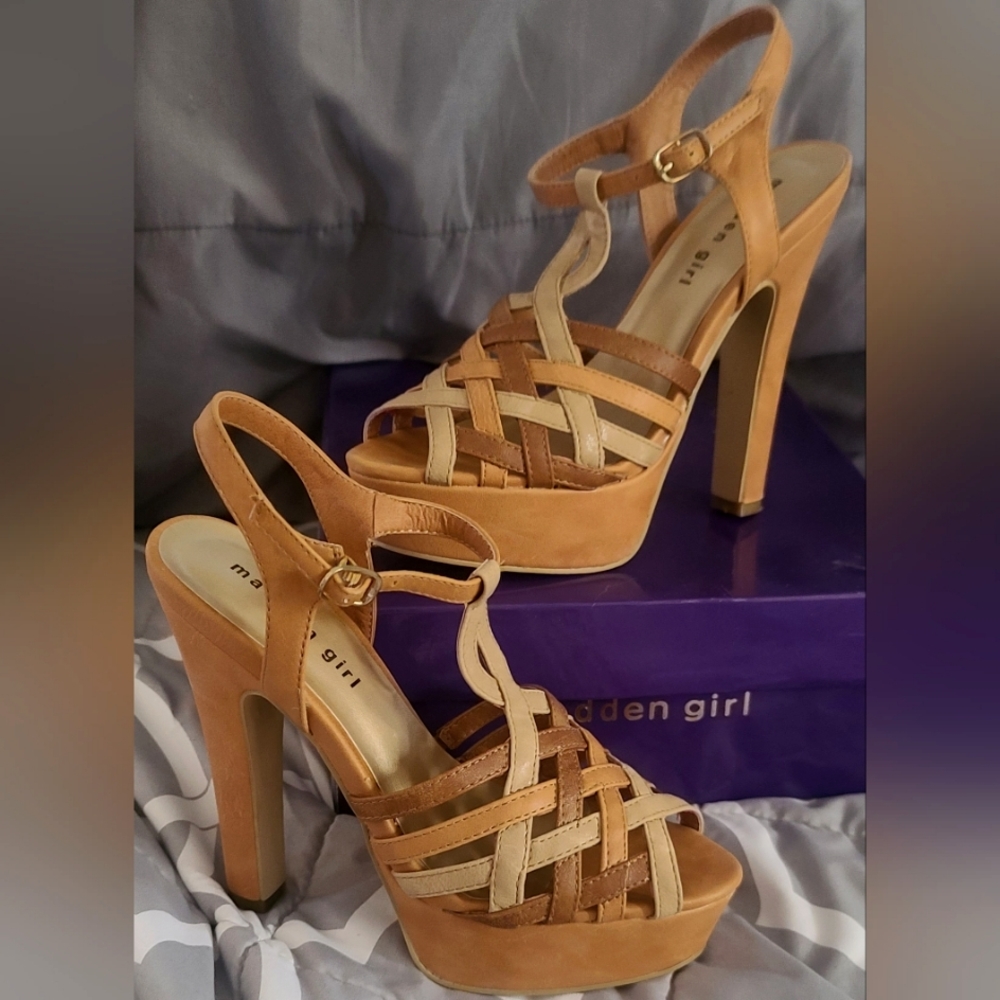 Madden Girl Mayville Natural Platform Peep-Toe Stiletto Heels Size 7